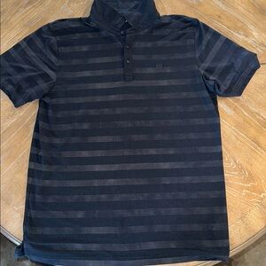 USED Travis Mathew Mens Short Sleeve Polo Shirt with Logo Size XL